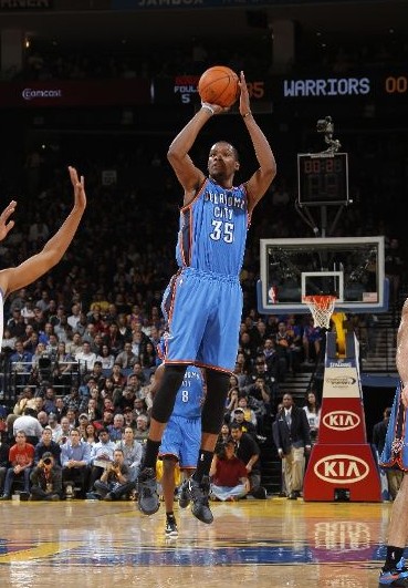 使他成为球 使他成为球